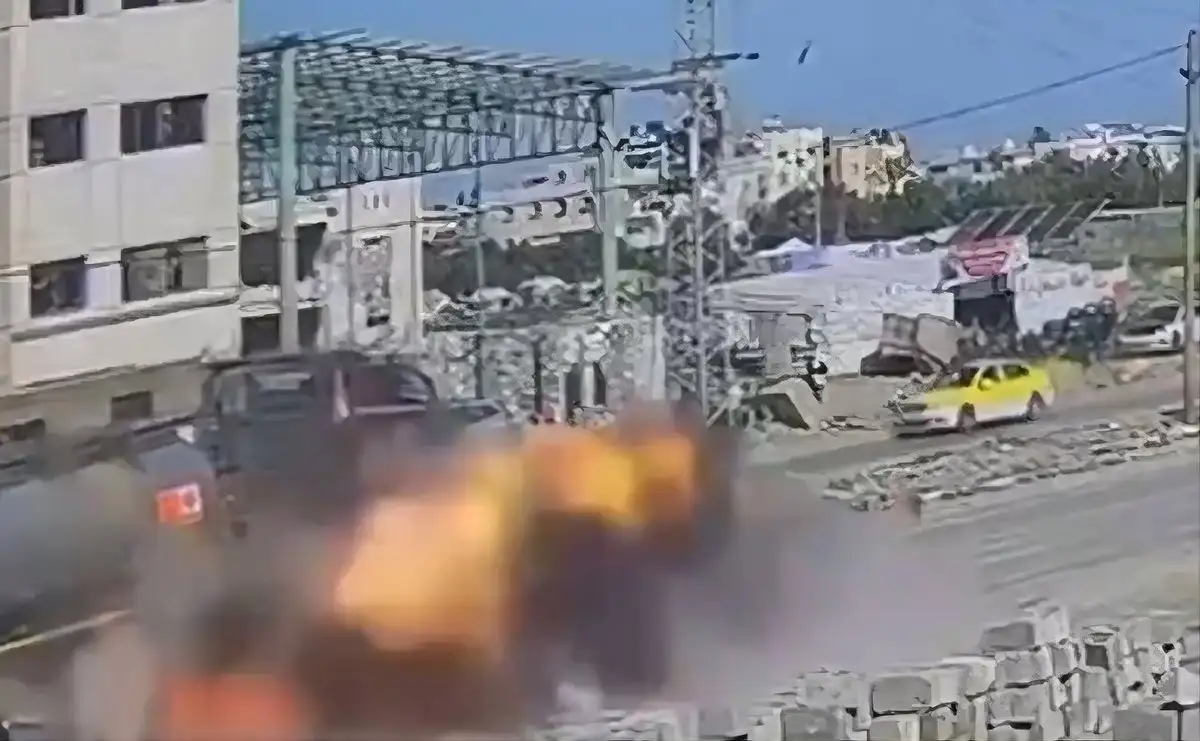 El nuevo ataque de un dron israelí en Gaza resalta la continua crisis humanitaria en la región.